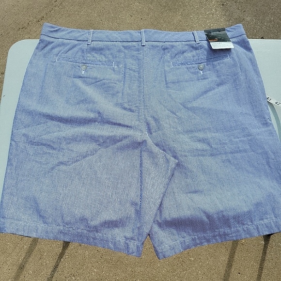 Marc Anthony Luxury Slim Fit Stretch Waist Shorts - Picture 9 of 9